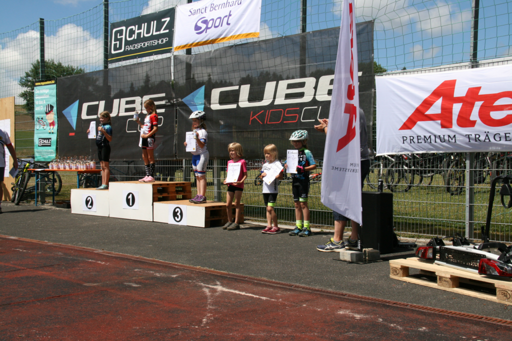 Siegerehrung U9 weiblich Cube-Cup 2022 in Stammbach